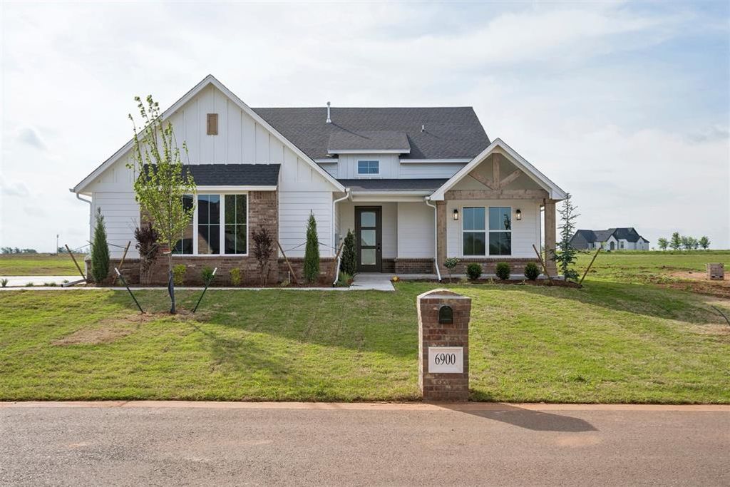 6900 Lake View Court, Cashion, OK 73016