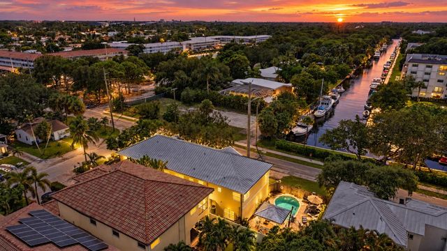 857 SW 11TH Court, Fort Lauderdale, FL 33315