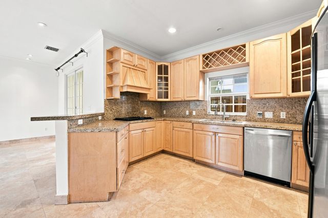857 SW 11TH Court, Fort Lauderdale, FL 33315