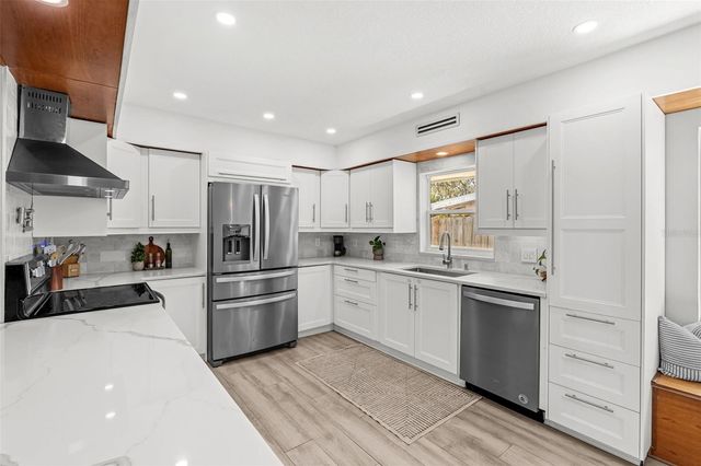 150 CHERRYWOOD DRIVE, Maitland, FL 32751