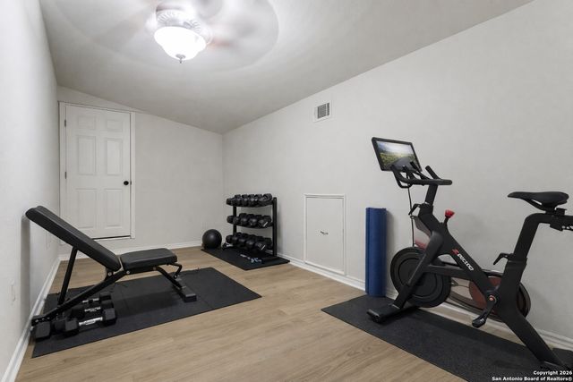 11403 Lago Vista, Helotes, TX 78023