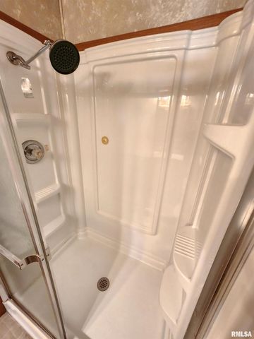 37 JANET Street, Murphysboro, IL 62966