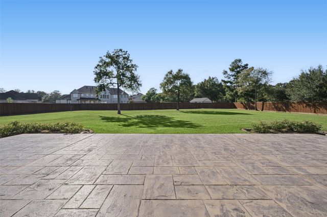 2716 Silverstone Way, Conroe, TX 77304