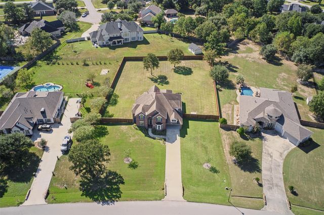 2716 Silverstone Way, Conroe, TX 77304