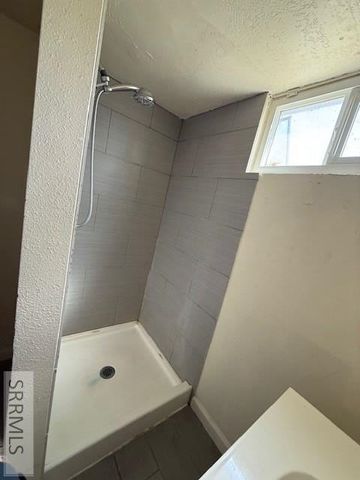 1322 Willard Ave, Pocatello, ID 83201