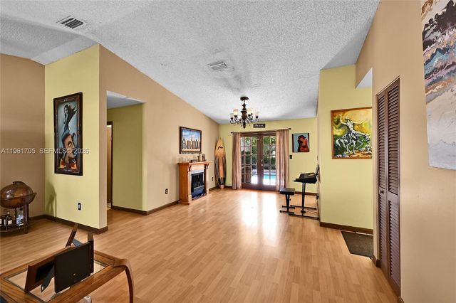 13010 SW 119th St, Miami, FL 33186