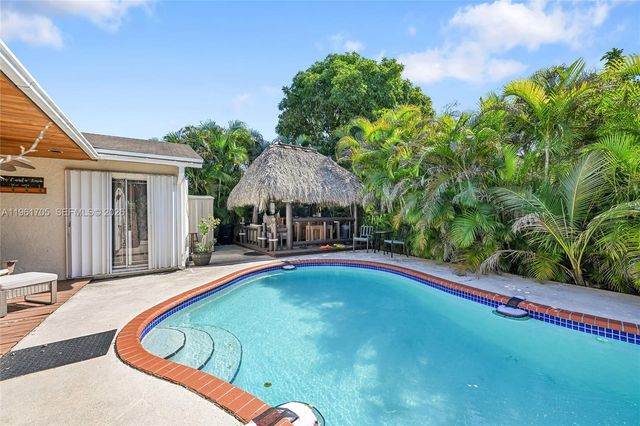 13010 SW 119th St, Miami, FL 33186