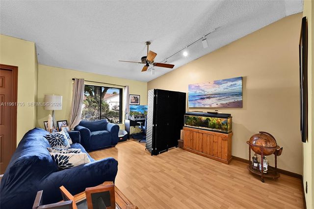 13010 SW 119th St, Miami, FL 33186