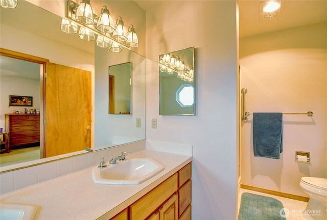 3805 N Avenue W, Anacortes, WA 98221