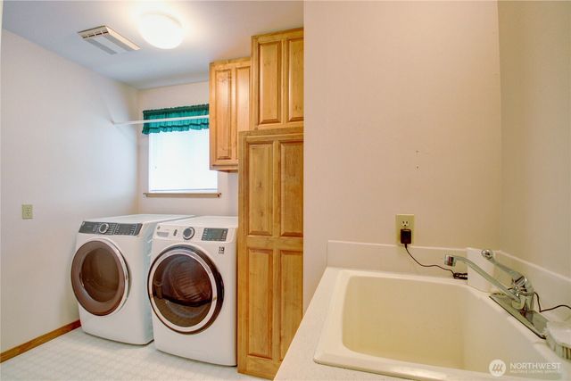 3805 N Avenue W, Anacortes, WA 98221