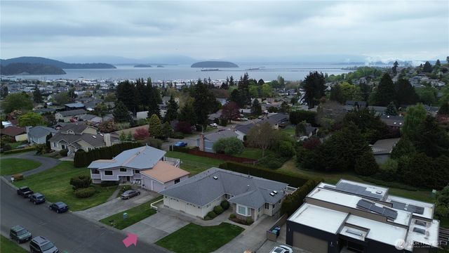 3805 N Avenue W, Anacortes, WA 98221