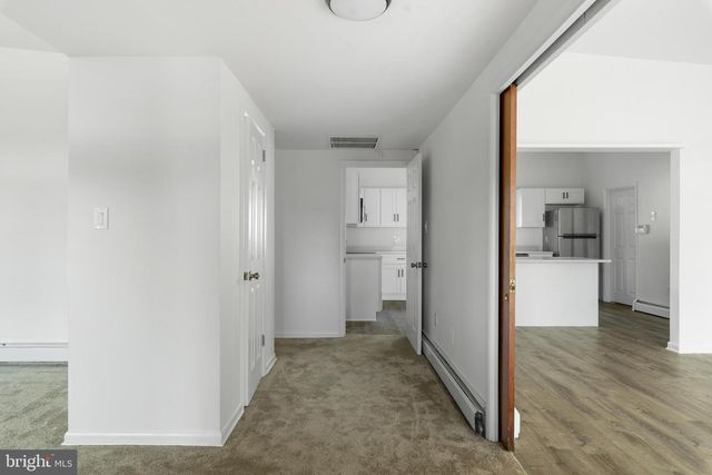 45 E LAKE DR, Annapolis, MD 21403