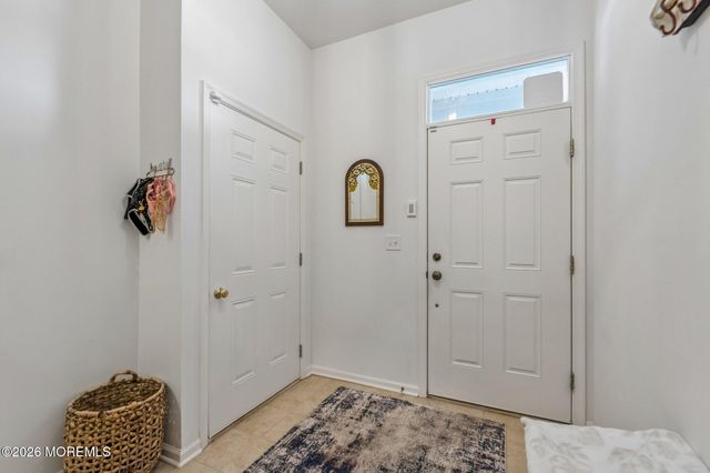 197 Melanie Way 709, Manahawkin, NJ 08050