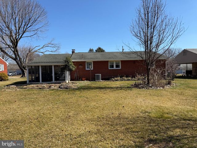 207 PINE DRIVE, Fayetteville, PA 17222