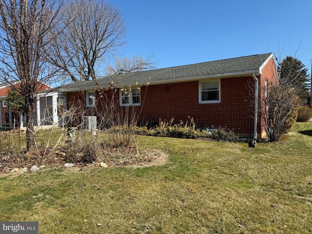 207 PINE DRIVE, Fayetteville, PA 17222