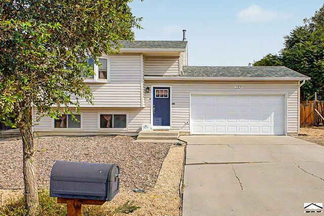 2309 South Dr, Pueblo, CO 81008