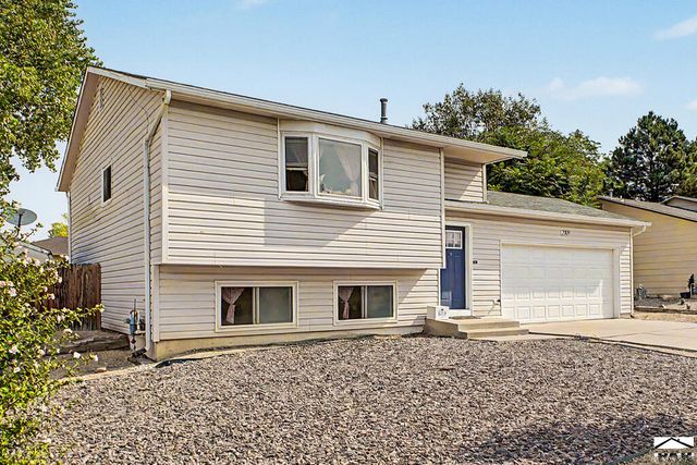 2309 South Dr, Pueblo, CO 81008