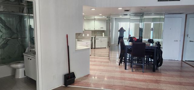 3700 Galt Ocean Drive 1702, Fort Lauderdale, FL 33308