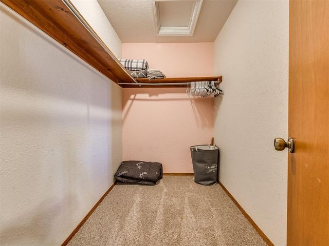 11421 Springhollow Road 1102, Oklahoma City, OK 73120
