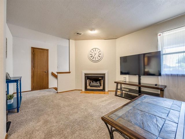 11421 Springhollow Road 1102, Oklahoma City, OK 73120