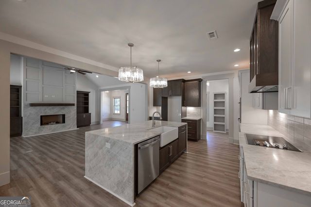 153 Riversong Road, Carrollton, GA 30117