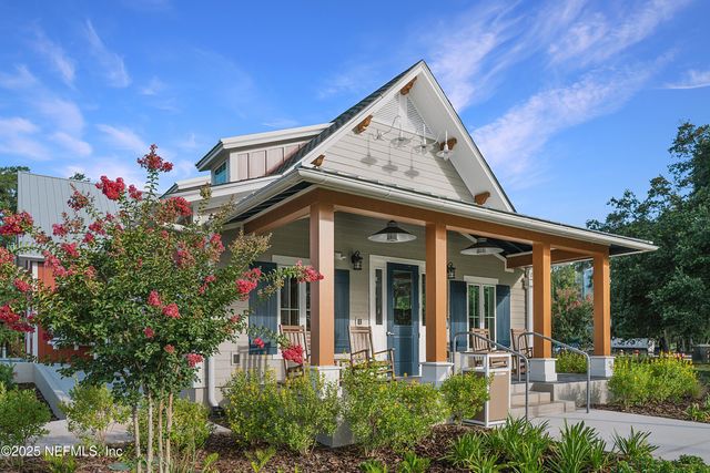 2664 FIELD DAISY Lane, Green Cove Springs, FL 32043