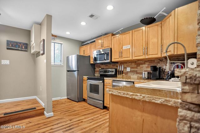 155 Dillon Rd Apt 2122, Hilton Head Island, SC 29926