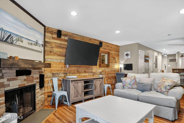 155 Dillon Rd Apt 2122, Hilton Head Island, SC 29926