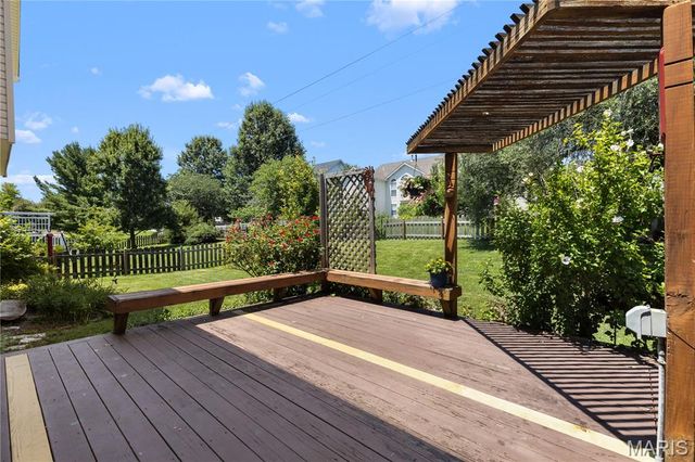 7385 Little Oaks Drive, O'fallon, MO 63368