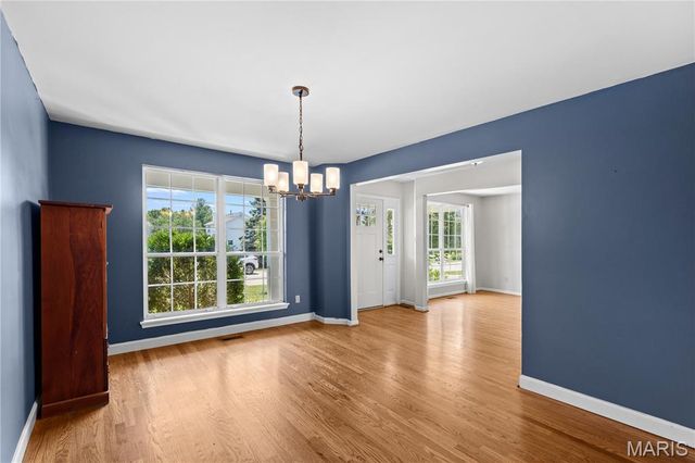 7385 Little Oaks Drive, O'fallon, MO 63368