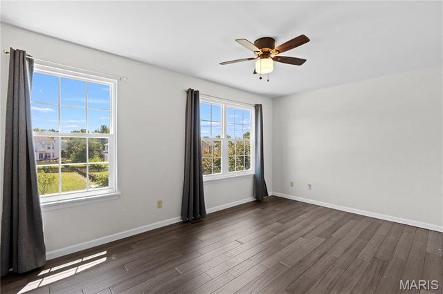 7385 Little Oaks Drive, O'fallon, MO 63368