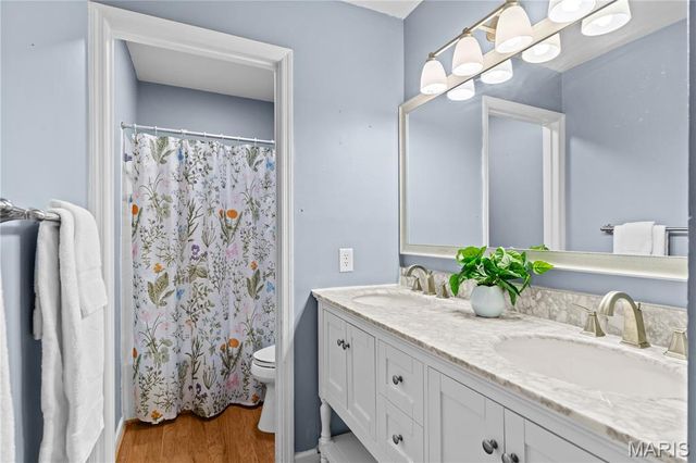 7385 Little Oaks Drive, O'fallon, MO 63368