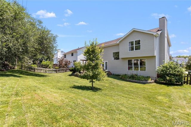 7385 Little Oaks Drive, O'fallon, MO 63368