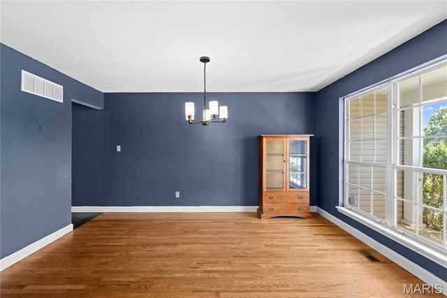 7385 Little Oaks Drive, O'fallon, MO 63368