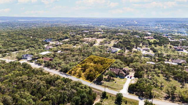 1154 MADRONE RD, Fischer, TX 78623