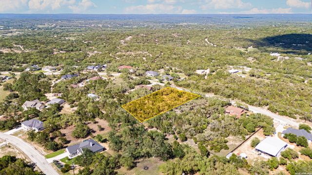 1154 MADRONE RD, Fischer, TX 78623