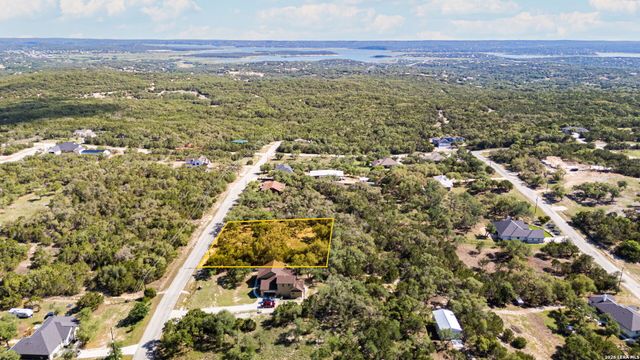 1154 MADRONE RD, Fischer, TX 78623