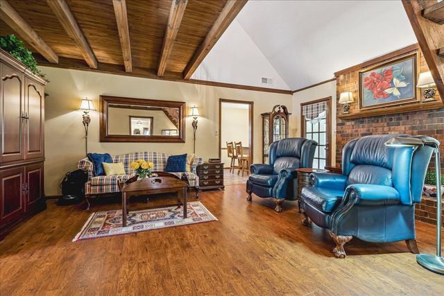 8453 FARRAH LN, Germantown, TN 38139