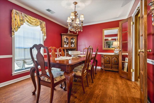 8453 FARRAH LN, Germantown, TN 38139