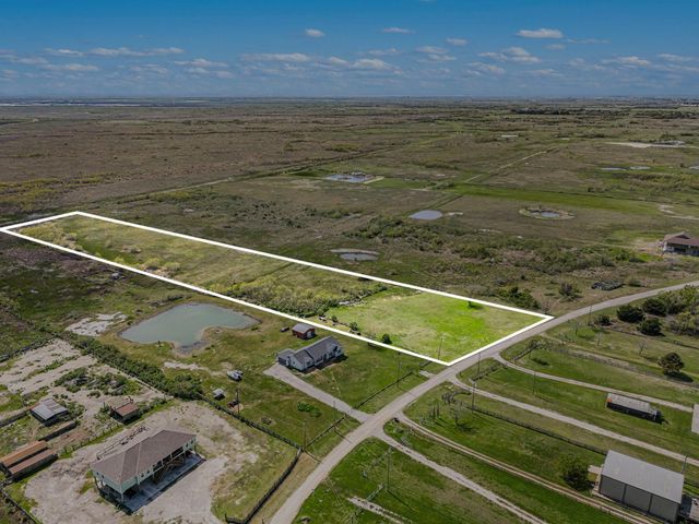 0000 S Redfish Street, Hitchcock, TX 77563