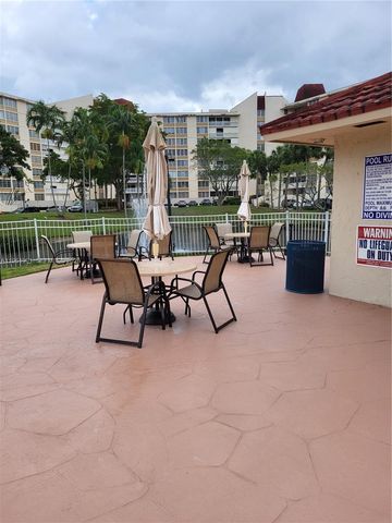 6901 Environ Boulevard 5F, Lauderhill, FL 33319
