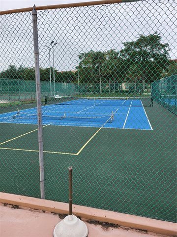 6901 Environ Boulevard 5F, Lauderhill, FL 33319
