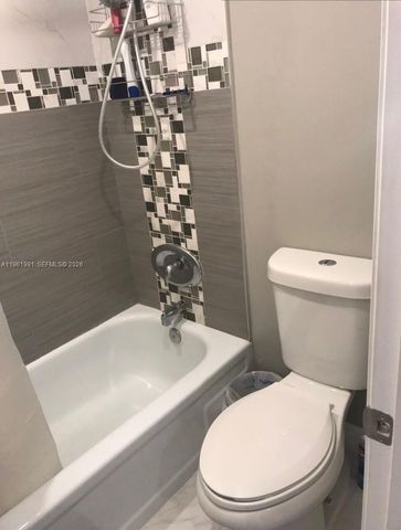 6901 Environ Boulevard 5F, Lauderhill, FL 33319