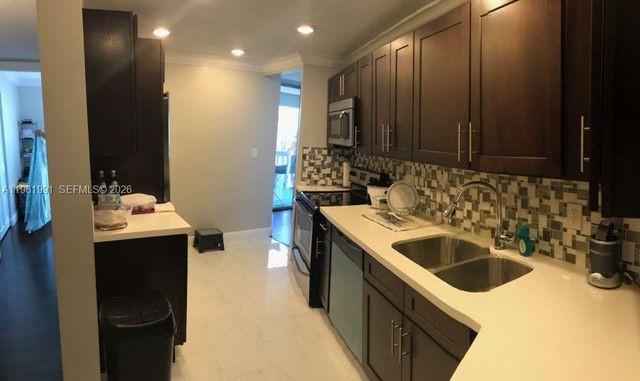 6901 Environ Boulevard 5F, Lauderhill, FL 33319