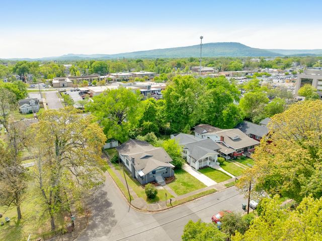 2422 Vine Street Street, Chattanooga, TN 37404