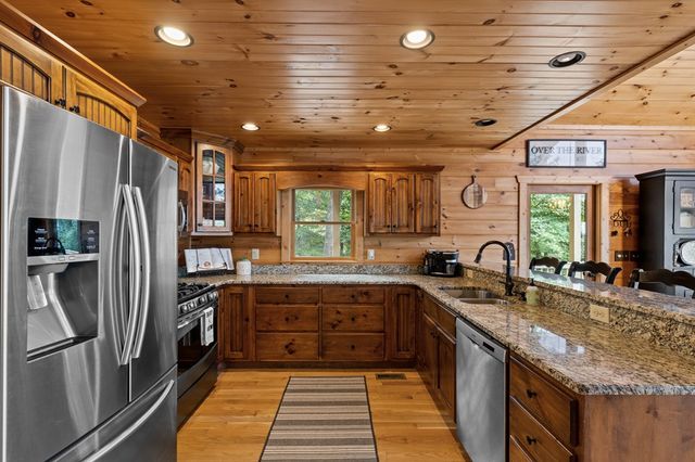 280 Palmetto Drive, Ellijay, GA 30540