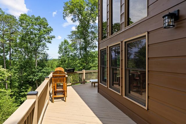 280 Palmetto Drive, Ellijay, GA 30540