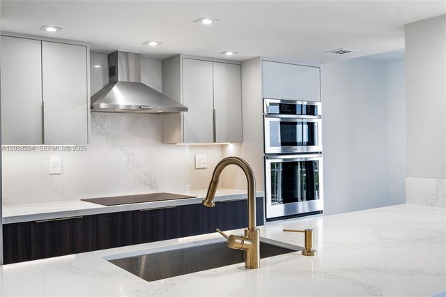 2000 Towerside Ter 1506, Miami, FL 33138