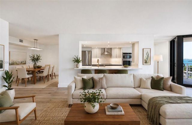 2000 Towerside Ter 1506, Miami, FL 33138