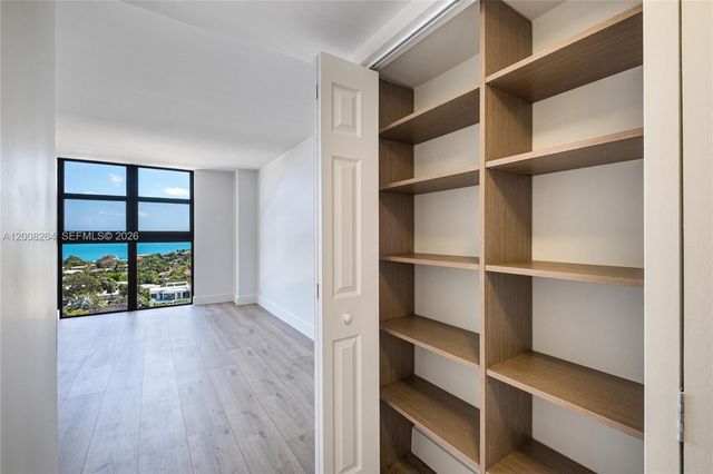 2000 Towerside Ter 1506, Miami, FL 33138